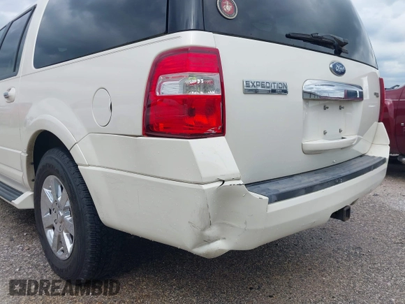 2008 Ford Expedition EL Limited with VIN 1FMFK19578LA13925, listed as a IAAI auction lot 41994285 with 212,507 mi miles. Bid and sale history available at carsss.com. Image 6.