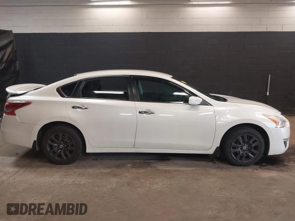 2013 Nissan Altima 2.5 S with VIN 1N4AL3AP1DC178101, listed as a IAAI auction lot 42109167 with 165,892 mi miles and . Bid and sale history available at carsss.com. Image 13.