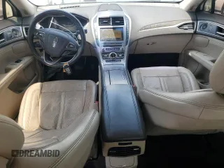 2019 Lincoln MKZ Reserve II with VIN 3LN6L5F95KR614934, listed as a Copart auction lot 59098855 with 104,702 mi miles and Clean title. Bid and sale history available at DreamBid. Image 8.