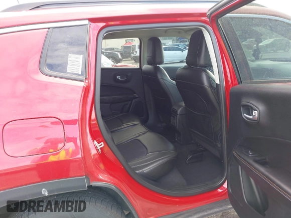2018 Jeep Compass Latitude with VIN 3C4NJCBB1JT469511, listed as a IAAI auction lot 41609600 with 44,985 mi miles and . Bid and sale history available at carsss.com. Image 8.