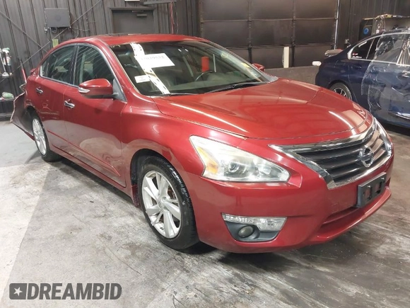 2014 Nissan Altima S with VIN 1N4AL3AP0EN347207, listed as a IAAI auction lot 42029532 with 28,324 mi miles and . Bid and sale history available at carsss.com. Image 1.