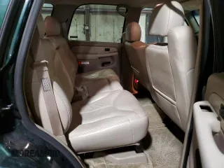 2001 GMC Yukon SLT with VIN 1GKEK13T61J193671, listed as a Copart auction lot 43572535 with 212,529 mi miles and Salvage Title. Bid and sale history available at carsss.com. Image 11.