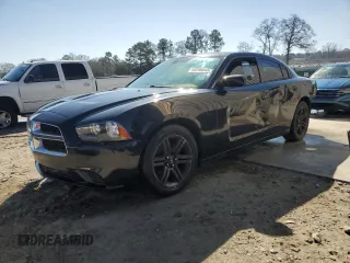 2013 Dodge Charger SE z VIN 2C3CDXBG7DH638059, wystawiony jako Copart lot #46590645 z przebiegiem 202 208 mil mil oraz Szkoda całkowita • Salvage title. Historia ofert i sprzedaży dostępna na DreamBid. Obrazek 1.