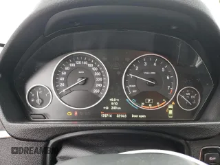 2013 BMW 3 Series 320i xDrive с VIN WBA3C3C53DF981650, выставлен на аукционе Copart как лот 58251005 с пробегом 178 714 миль миль и Списание • Salvage title. История ставок и продаж доступна на DreamBid. Изображение 9.