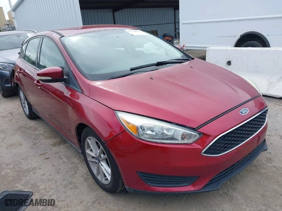 2015 Ford Focus SE with VIN 1FADP3K2XFL256978, listed as a IAAI auction lot 41720772 with NaN miles. Bid and sale history available at carsss.com. Image 1.
