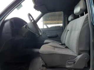 1994 Toyota Pickup z VIN JT4VN93D8R5042135, wystawiony jako Copart lot #45686625 z przebiegiem 139 784 mil mil oraz Szkoda całkowita • Salvage title. Historia ofert i sprzedaży dostępna na DreamBid. Obrazek 7.