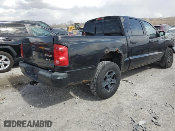 2006 Dodge Dakota SLT z VIN 1D7HW48N36S507891, wystawiony jako Copart lot #49534175 z przebiegiem 201 034 mil mil oraz Czysty tytuł • Clean title. Historia ofert i sprzedaży dostępna na DreamBid. Obrazek 3.