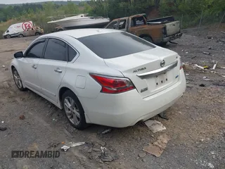 2014 Nissan Altima SV with VIN 1N4AL3AP7EC113058, listed as a IAAI auction lot 42077353 with 216,015 mi miles and . Bid and sale history available at DreamBid. Image 3.