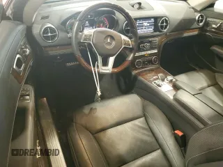 2013 Mercedes-Benz SL 550 z VIN WDDJK7DAXDF012448, wystawiony jako Copart lot #56893805 z przebiegiem 9 133 mil mil oraz Szkoda całkowita • Salvage title. Historia ofert i sprzedaży dostępna na DreamBid. Obrazek 8.