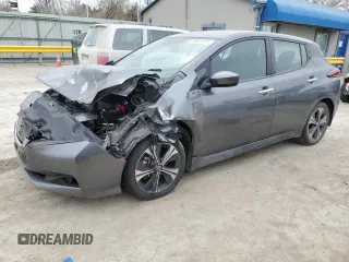 2021 Nissan LEAF SV z VIN 1N4AZ1CVXMC556009, wystawiony jako Copart lot #49451895 z przebiegiem 27 868 mil mil oraz Szkoda całkowita • Salvage title. Historia ofert i sprzedaży dostępna na DreamBid. Obrazek 1.