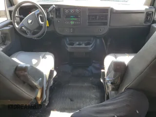 2011 Chevrolet Express Passenger LS с VIN 1GAZGZFG3B1168202, выставлен на аукционе Copart как лот 73243294 с пробегом 262 437 миль миль и Списание • Salvage title. История ставок и продаж доступна на DreamBid. Изображение 8.