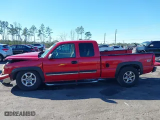2007 Chevrolet Silverado 1500 Classic LT1 with VIN 1GCEK19Z47Z124253, listed as a IAAI auction lot 41322438 with 239,543 mi miles. Bid and sale history available at carsss.com. Image 14.