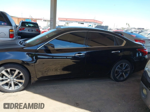 2017 Nissan Altima SV with VIN 1N4AL3AP2HC486044, listed as a IAAI auction lot 42029663 with 137,854 mi miles and . Bid and sale history available at carsss.com. Image 14.