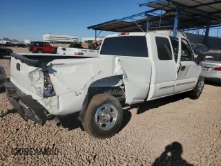 2004 Chevrolet Silverado 1500 LS with VIN 2GCEC19T541208949, listed as a Copart auction lot 88991805 with 178,361 mi miles and Salvage Title. Bid and sale history available at DreamBid. Image 3.