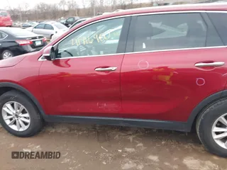 2019 Kia Sorento L with VIN 5XYPG4A35KG512845, listed as a IAAI auction lot 41716900 with 90,950 mi miles. Bid and sale history available at carsss.com. Image 14.