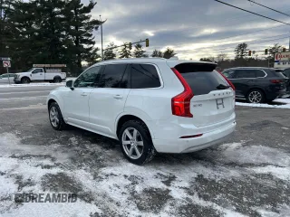 2022 Volvo XC90 Momentum with VIN YV4102PK9N1833740, listed as a Copart auction lot 89215195 with 99,957 mi miles and Clean Title. Bid and sale history available at carsss.com. Image 3.