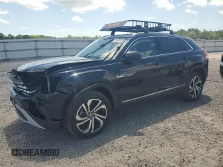 2021 Volkswagen Atlas SEL Premium z VIN 1V2TE2CA4MC205094, wystawiony jako Copart lot #61605455 z przebiegiem 39 520 mil mil oraz Szkoda całkowita • Salvage title. Historia ofert i sprzedaży dostępna na DreamBid. Obrazek 1.