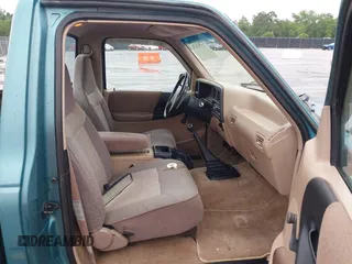 1994 Mazda B-Series Truck z VIN 4F4CR12A9RTM90195, wystawiony jako IAAI lot #42341674 z przebiegiem 120 646 mil mil oraz . Historia ofert i sprzedaży dostępna na DreamBid. Obrazek 5.