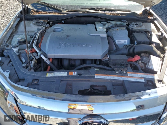 2010 Ford Fusion Hybrid z VIN 3FADP0L36AR211312, wystawiony jako Copart lot #55749425 z przebiegiem 39 223 mil mil oraz Szkoda całkowita • Salvage title. Historia ofert i sprzedaży dostępna na DreamBid. Obrazek 11.