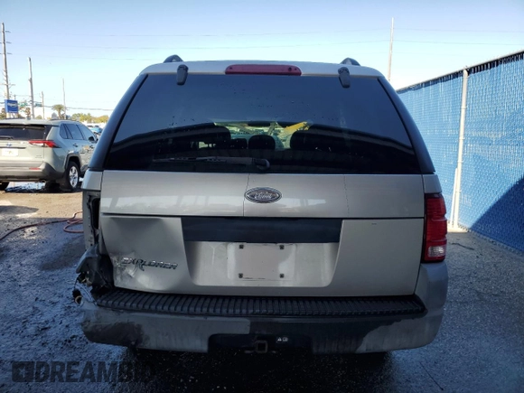 2003 Ford Explorer XLS z VIN 1FMZU62K63UB39457, wystawiony jako Copart lot #49030625 z przebiegiem 217 411 mil mil oraz Szkoda całkowita • Salvage title. Historia ofert i sprzedaży dostępna na DreamBid. Obrazek 6.