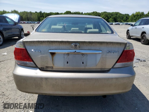 2005 Toyota Camry STD z VIN JTDBE32K850302413, wystawiony jako Copart lot #60884445 z przebiegiem 342 219 mil mil oraz Czysty tytuł • Clean title. Historia ofert i sprzedaży dostępna na DreamBid. Obrazek 6.