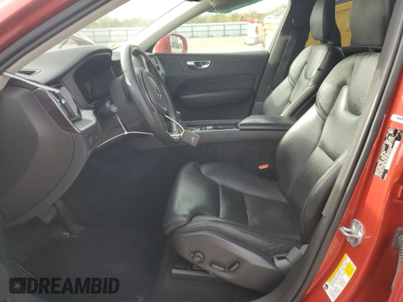 2019 Volvo XC60 Momentum with VIN LYV102DK2KB332538, listed as a Copart auction lot 85345534 with 189,949 mi miles and Salvage title. Bid and sale history available at DreamBid. Image 7.