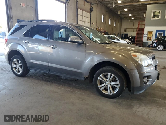 2010 Chevrolet Equinox LTZ z VIN 2CNALFEW9A6267606, wystawiony jako Copart lot #56074365 z przebiegiem 215 970 mil mil oraz Czysty tytuł • Clean title. Historia ofert i sprzedaży dostępna na DreamBid. Obrazek 4.