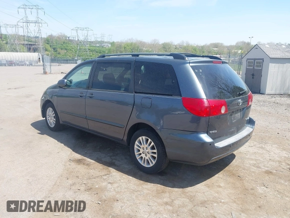 2008 Toyota Sienna XLE with VIN 5TDBK22C38S010150, listed as a IAAI auction lot 42070786 with 185,778 mi miles and . Bid and sale history available at DreamBid. Image 3.
