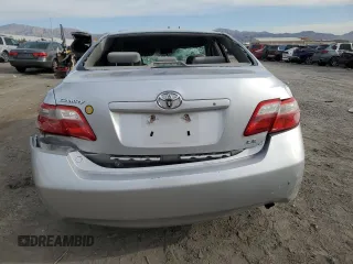 2008 Toyota Camry LE z VIN 4T1BE46K48U790865, wystawiony jako Copart lot #53522695 z przebiegiem 106 293 mil mil oraz Szkoda całkowita • Salvage title. Historia ofert i sprzedaży dostępna na DreamBid. Obrazek 6.