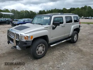 2008 Hummer H3 SUV with VIN 5GTEN13E188158924, listed as a Copart auction lot 74214904 with 184,491 mi miles and Clean Title. Bid and sale history available at carsss.com. Image 1.