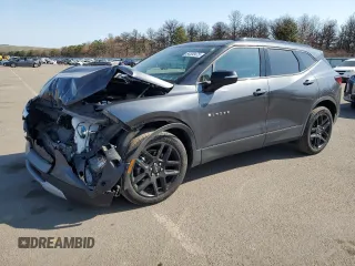 2022 Chevrolet Blazer LT z VIN 3GNKBJRS7NS208946, wystawiony jako Copart lot #54530475 z przebiegiem 27 569 mil mil oraz Szkody całkowita. Historia ofert i sprzedaży dostępna na DreamBid. Obrazek 1.