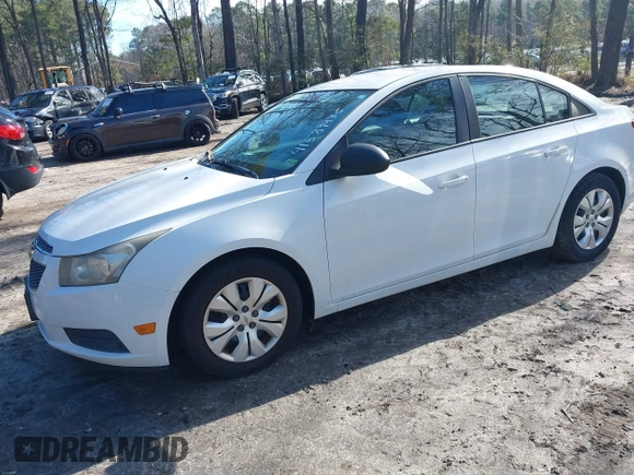 2014 Chevrolet Cruze LS with VIN 1G1PA5SH1E7167616, listed as a IAAI auction lot 41589435 with 180,149 mi miles and . Bid and sale history available at DreamBid. Image 2.
