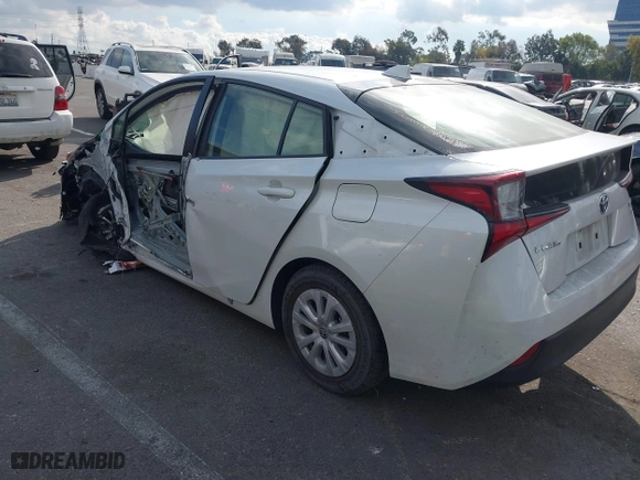 2021 Toyota Prius L Eco with VIN JTDKAMFUXM3144845, listed as a IAAI auction lot 41358306 with 1 mi miles. Bid and sale history available at carsss.com. Image 3.