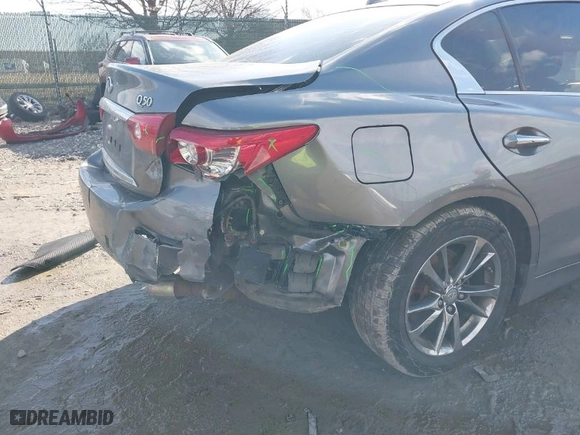 2015 Infiniti Q50 Premium with VIN JN1BV7AR4FM414029, listed as a IAAI auction lot 41525739 with 176,341 mi miles. Bid and sale history available at carsss.com. Image 6.