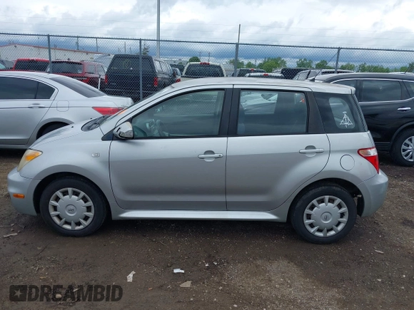 2006 Scion xA z VIN JTKKT624560147788, wystawiony jako IAAI lot #42327138 z przebiegiem 136 968 mil mil oraz . Historia ofert i sprzedaży dostępna na DreamBid. Obrazek 14.
