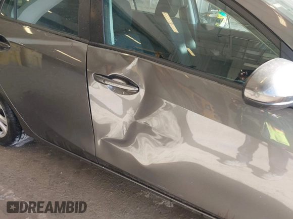 2013 Mazda 3 i Touring with VIN JM1BL1L70D1810162, listed as a IAAI auction lot 41720377 with 163,607 mi miles and . Bid and sale history available at DreamBid. Image 6.