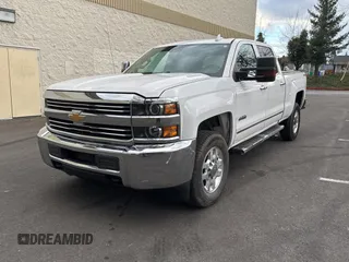 2015 Chevrolet Silverado 3500HD High Country with VIN 1GC4K1E86FF585320, listed as a Copart auction lot 45056365 with 184,776 mi miles and Salvage Title. Bid and sale history available at DreamBid. Image 2.