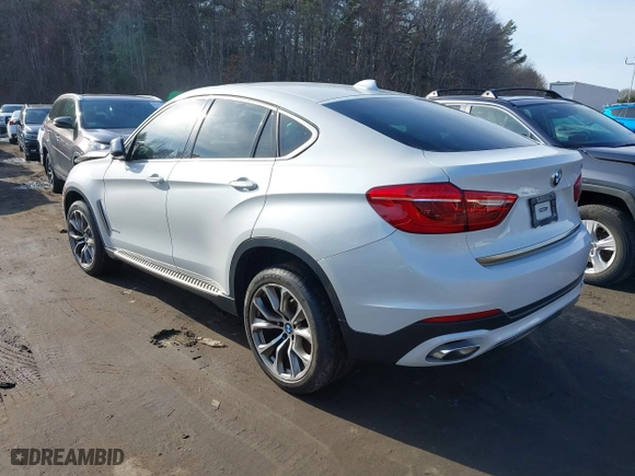 2019 BMW X6 xDrive35i with VIN 5UXKU2C57K0Z63351, listed as a IAAI auction lot 41637597 with 91,121 mi miles. Bid and sale history available at carsss.com. Image 3.