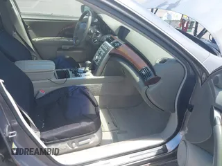 2005 Acura RL with VIN JH4KB16315C004640, listed as a IAAI auction lot 42612724 with 142,227 mi miles and . Bid and sale history available at DreamBid. Image 5.