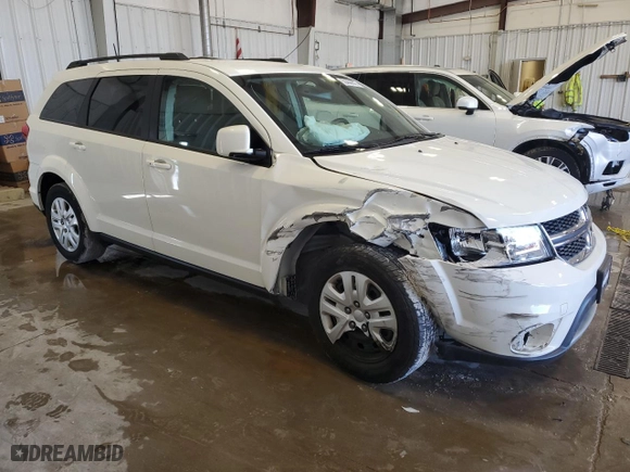 2018 Dodge Journey SXT with VIN 3C4PDCBG3JT522477, listed as a Copart auction lot 50444445 with 108,016 mi miles and Non Repairable. Bid and sale history available at carsss.com. Image 4.