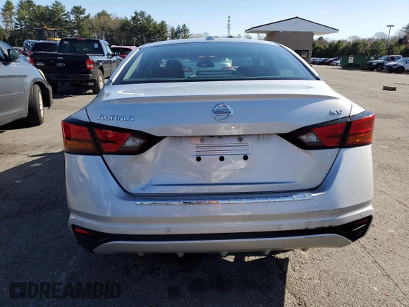 2022 Nissan Altima SV z VIN 1N4BL4DV0NN323767, wystawiony jako Copart lot #53712905 z przebiegiem 75 346 mil mil oraz Szkoda całkowita • Salvage title. Historia ofert i sprzedaży dostępna na DreamBid. Obrazek 6.