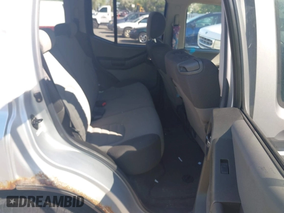 2005 Nissan Xterra S z VIN 5N1AN08WX5C613663, wystawiony jako IAAI lot #42429346 z przebiegiem Nie podano mil oraz . Historia ofert i sprzedaży dostępna na DreamBid. Obrazek 8.