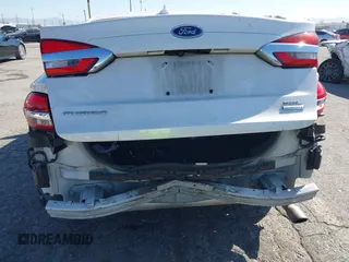2019 Ford Fusion SEL with VIN 3FA6P0CD7KR134405, listed as a IAAI auction lot 41664755 with 119,158 mi miles. Bid and sale history available at carsss.com. Image 6.