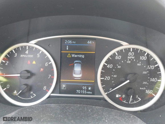2019 Nissan Sentra SR with VIN 3N1AB7AP1KY363549, listed as a IAAI auction lot 41704436 with 70,155 mi miles. Bid and sale history available at carsss.com. Image 7.
