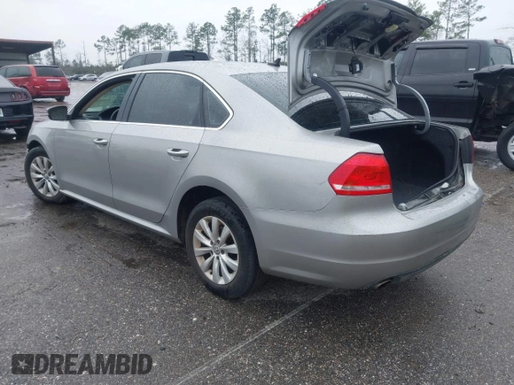 2012 Volkswagen Passat SE with VIN 1VWBH7A36CC077412, listed as a IAAI auction lot 41651796 with 113,259 mi miles and . Bid and sale history available at DreamBid. Image 3.