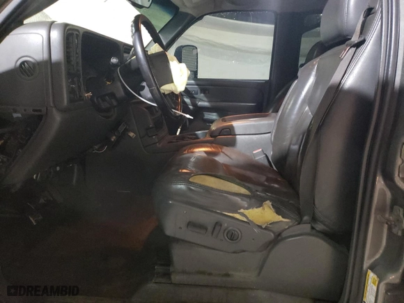 2007 Chevrolet Silverado 2500HD Classic LT3 with VIN 1GCHK23DX7F189187, listed as a Copart auction lot 84902554 with 226,593 mi miles and Salvage Title. Bid and sale history available at carsss.com. Image 7.