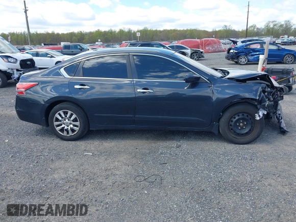 2015 Nissan Altima 2.5 S with VIN 1N4AL3AP9FC411130, listed as a IAAI auction lot 42042722 with 149,594 mi miles. Bid and sale history available at carsss.com. Image 13.