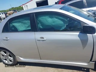 2013 Toyota Corolla L with VIN 5YFBU4EE9DP105916, listed as a IAAI auction lot 42064103 with 263,531 mi miles. Bid and sale history available at carsss.com. Image 13.