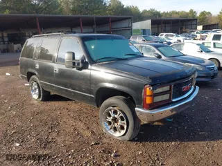 1997 Chevrolet Tahoe with VIN 1GNEK13R9VJ428657, listed as a IAAI auction lot 41324736 with 250,008 mi miles. Bid and sale history available at carsss.com. Image 1.