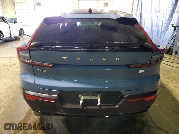 2023 Volvo C40 Ultimate с VIN YV4ED3GM3P2062413, выставлен на аукционе Copart как лот 48717804 с пробегом 11 638 миль миль и . История ставок и продаж доступна на DreamBid. Изображение 6.